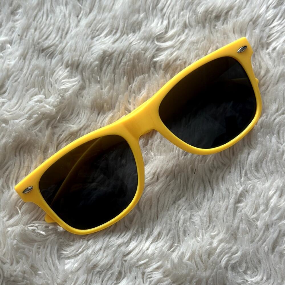 Free with Bundle! Adult Yellow UV Protection Fashion Sunglasses